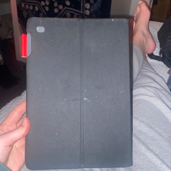 Logitech key board case for iPad Air 2